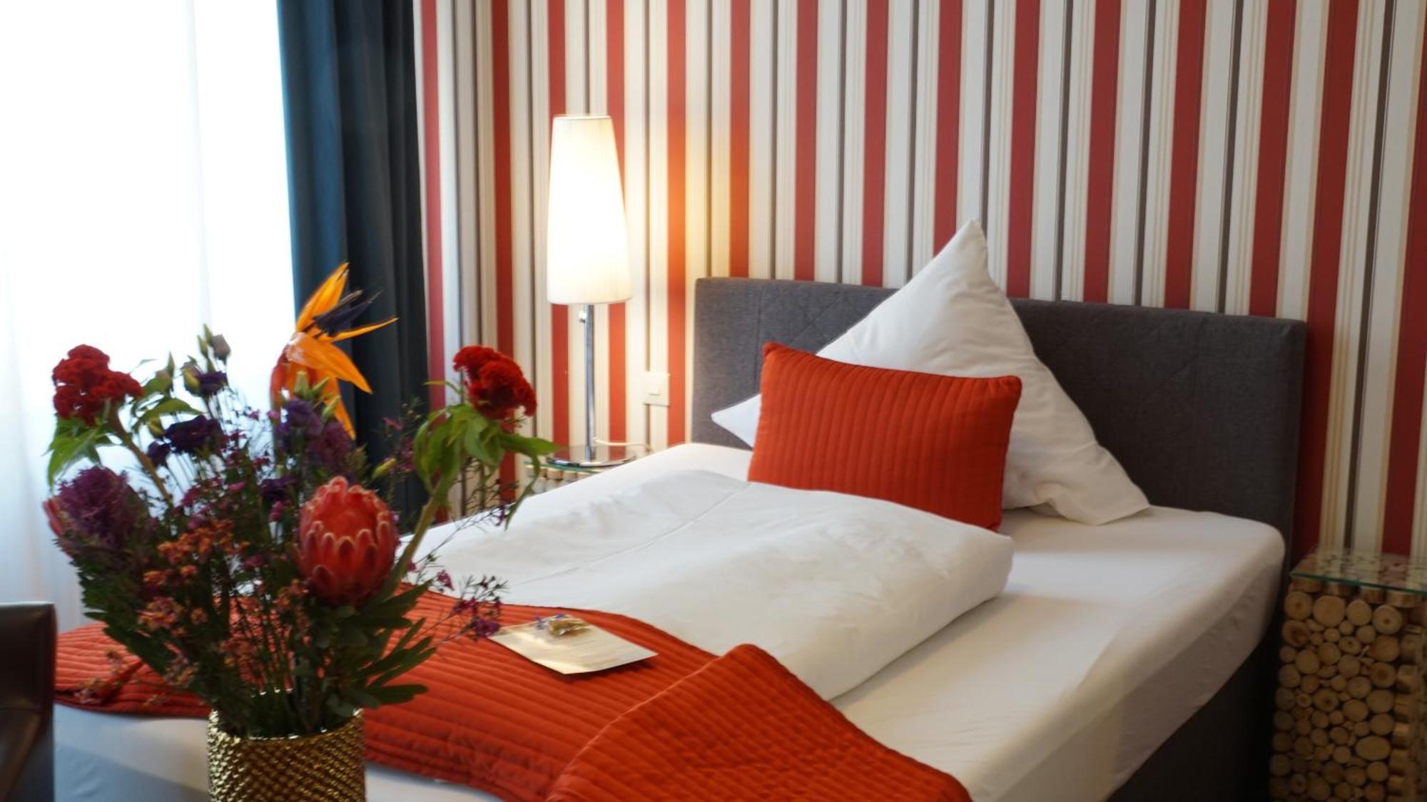 Suiten Hotel Dependance Laterne Baden-Baden Exteriör bild